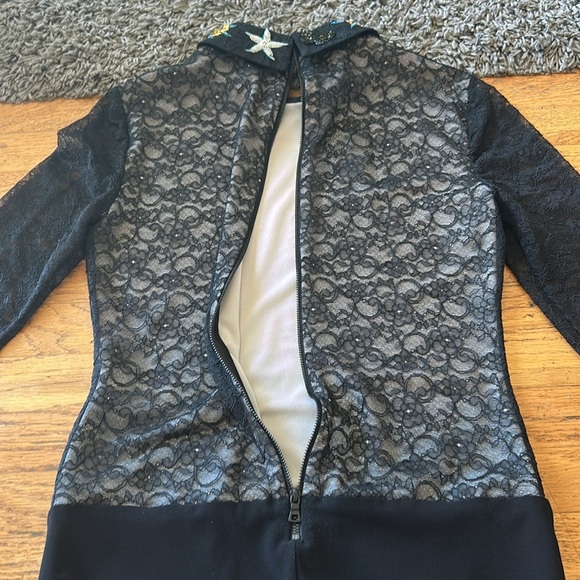 ALICE + OLIVIA Collared Beaded Bodysuit Long Black Lace Top Floral Embroidery M - Picture 5 of 14